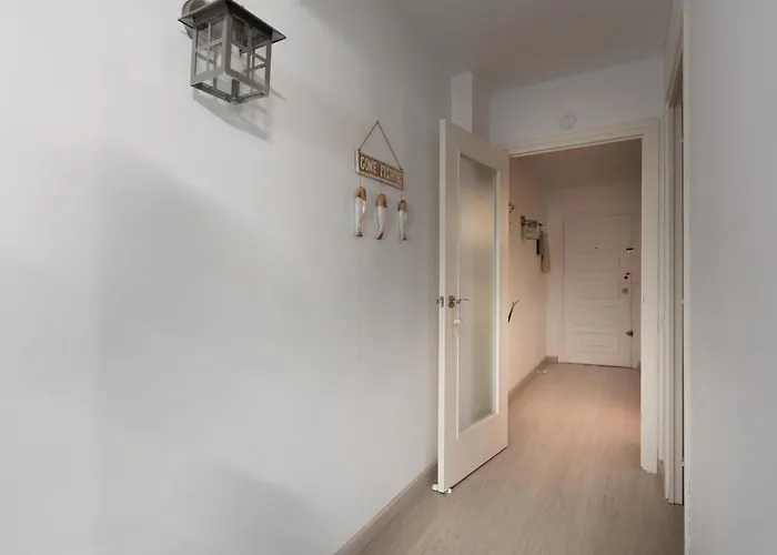 Lets Holidays In Tossa Appartamento