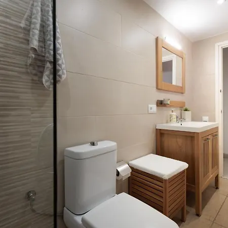 Lets Holidays In Tossa Appartement